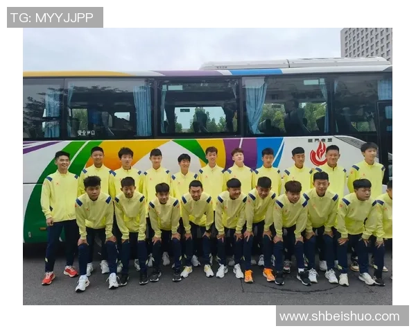 足球明星与粉丝之间感人互动瞬间视频记录温暖与梦想的真实故事